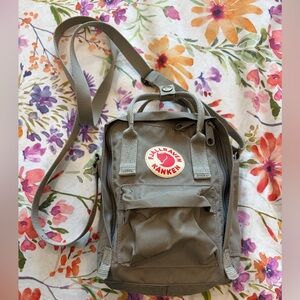 Fjallraven Kanken crossbody